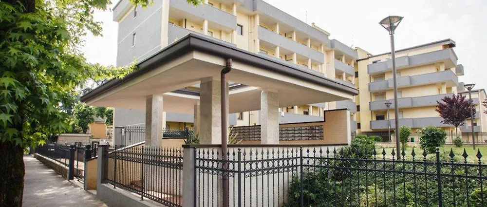 Hq Aparthotel Milano Inn - Smart Suites Cinisello Balsamo