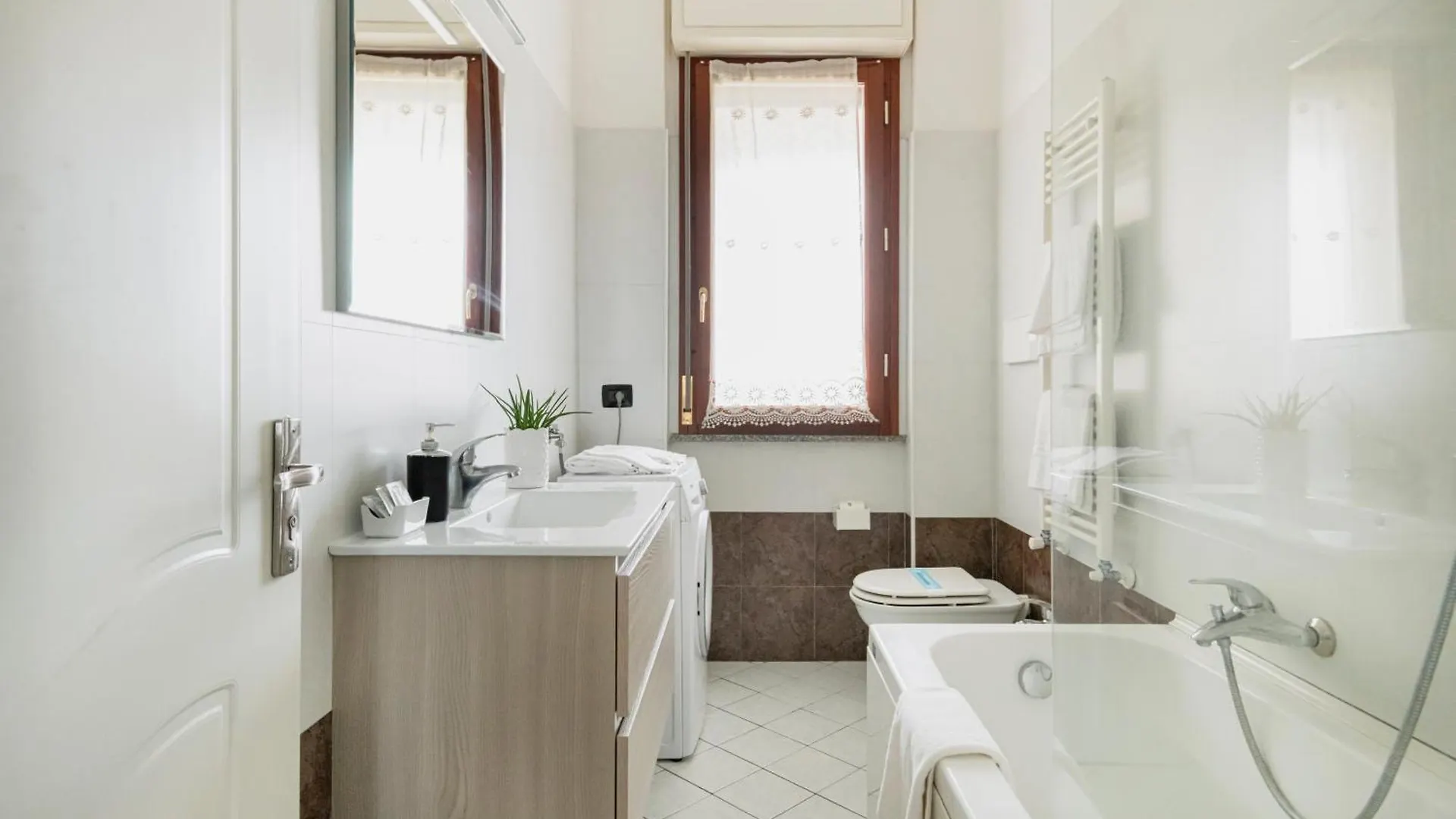 **  Hq Aparthotel Milano Inn - Smart Suites Cinisello Balsamo Italy