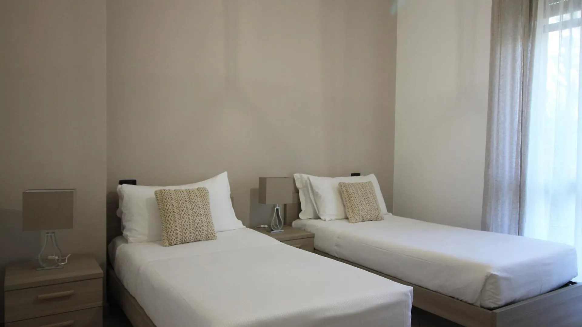 Hq Aparthotel Milano Inn - Smart Suites Cinisello Balsamo