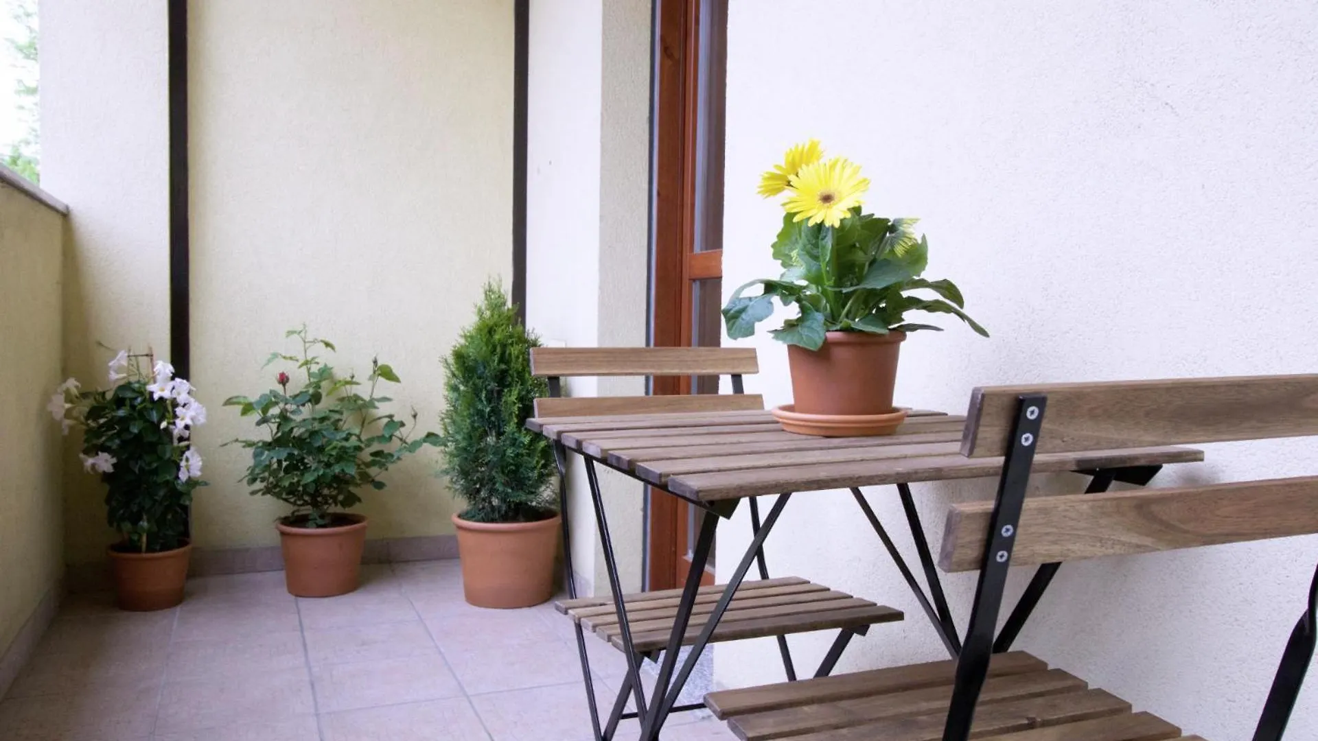 Hq Aparthotel Milano Inn - Smart Suites Cinisello Balsamo 2*,